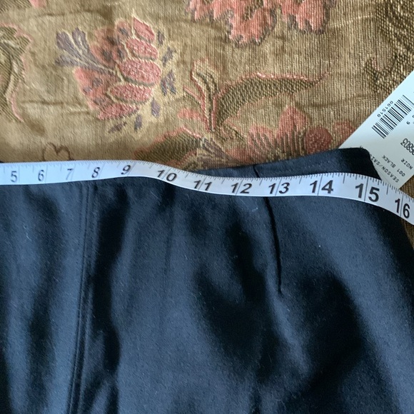 Long black skirt( NWT) - Picture 4 of 5